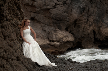 sergio reyes fotógrafo, fotografía boda, almeria, mojacar, trash the dress, ttd, post boda, playa manaca