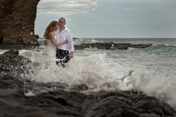 sergio reyes fotógrafo, fotografía boda, almeria, mojacar, trash the dress, ttd, post boda, playa manaca